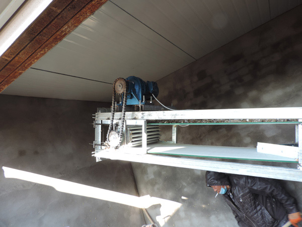 層疊式蛋雞籠養(yǎng)養(yǎng)雞設(shè)備